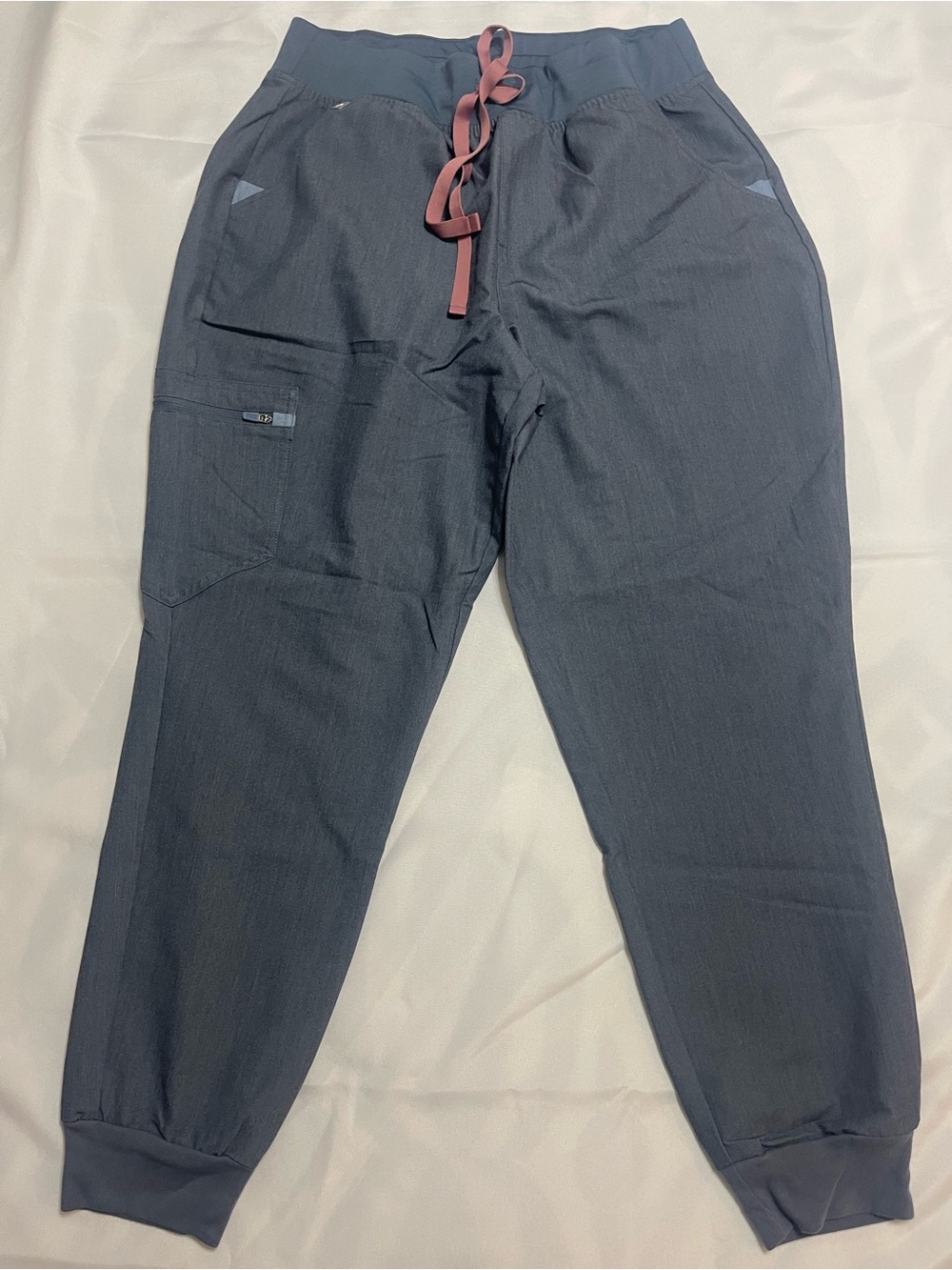 FIGS High Waisted Zamora Jogger Scrub Pants – Heather Denim – Large Regular